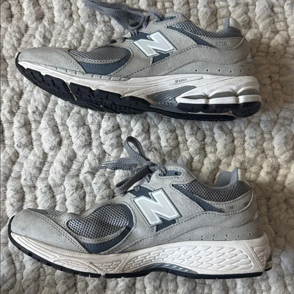 New Balance 2002R - Picture 3 of 7